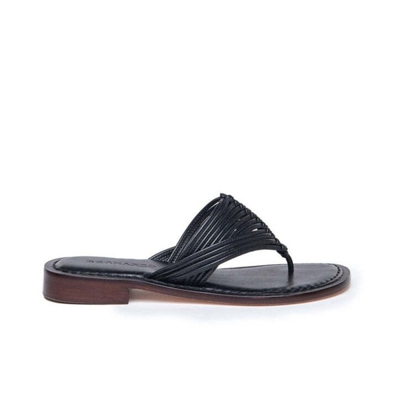 Bernardo leather womens Talia sandals square toe rounded size 8.5 Anthropologie - Picture 1 of 9